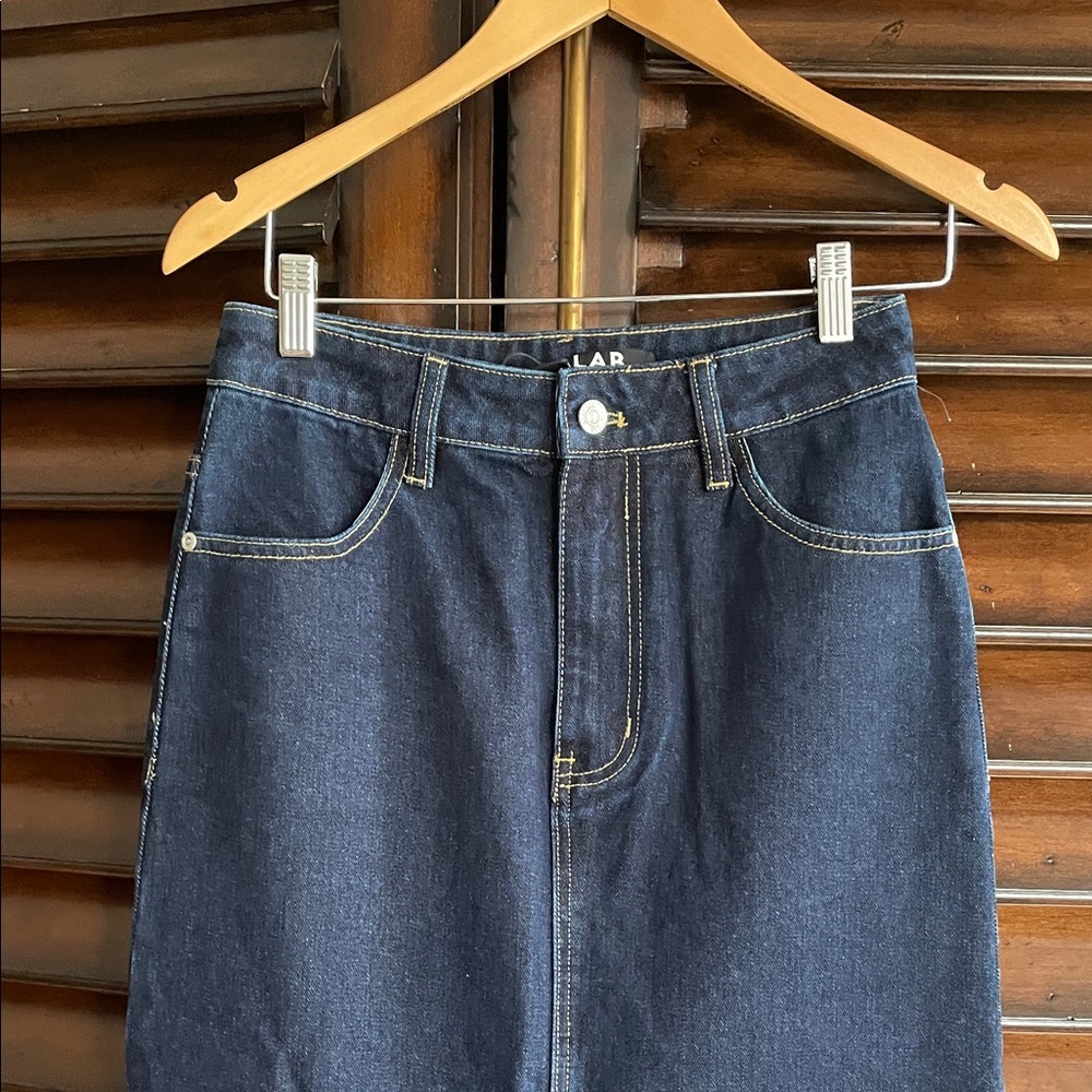 NWT Grey Lab Dark Blue Denim Long Skirt with Front Slit Size 8 - Picture 2 of 7
